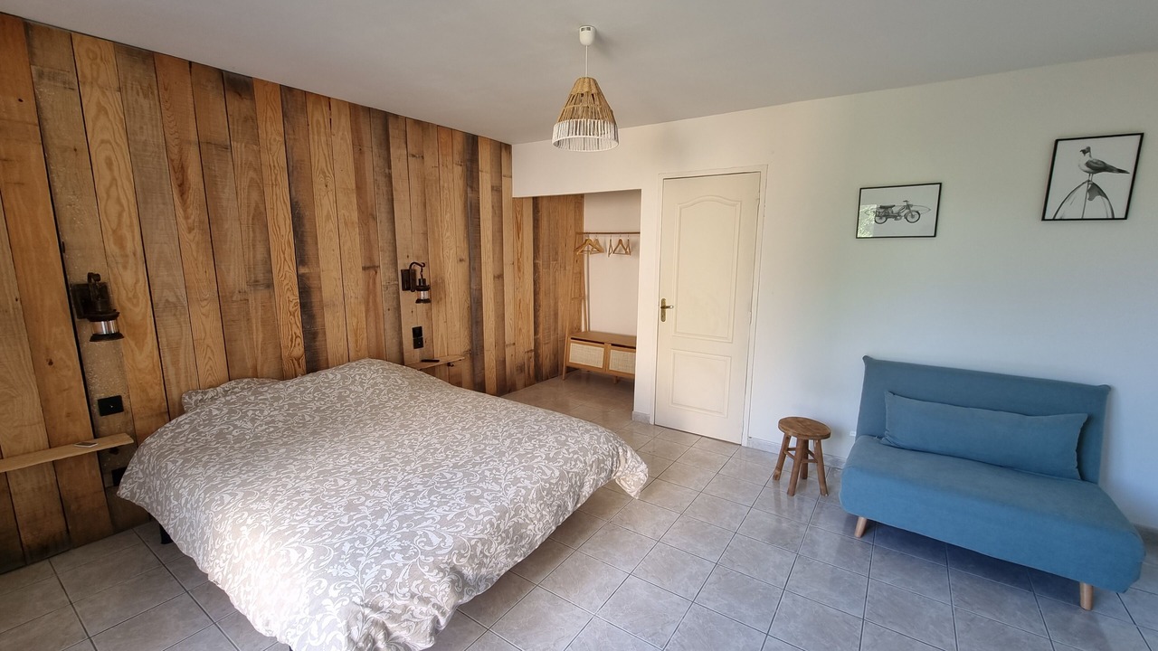Photo of Bedroom in Valeyrac