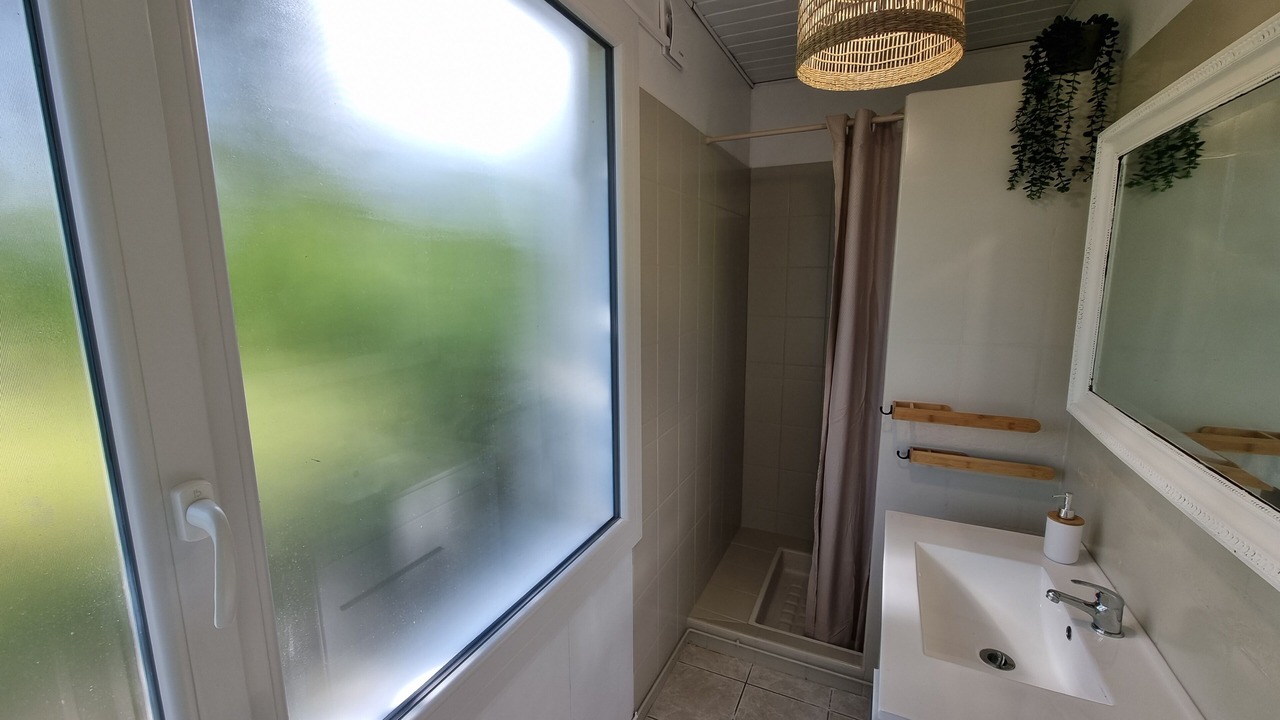 Photo of Bathroom in Valeyrac