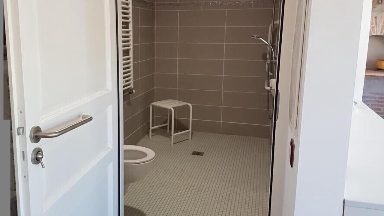 Photo of Bathroom in Haims