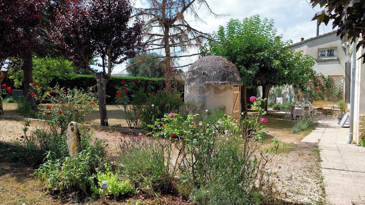 Photo of Others in Blasimon