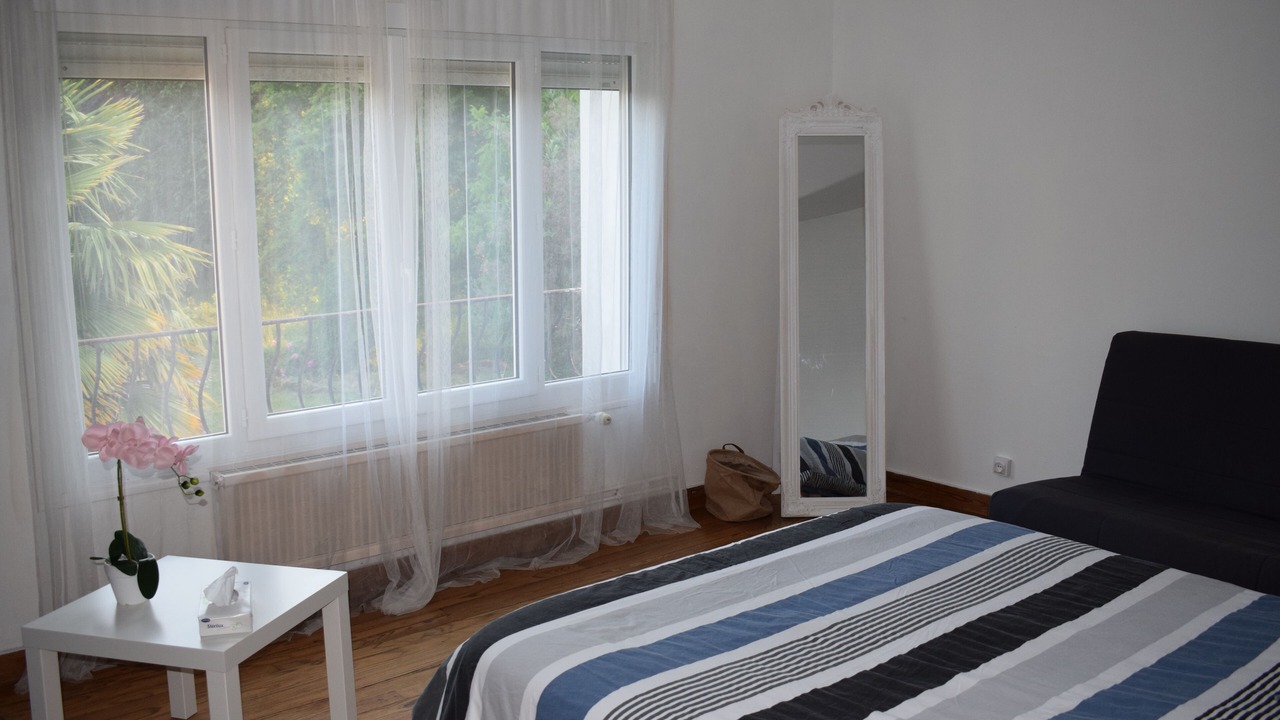 Photo of Bedroom in Etauliers