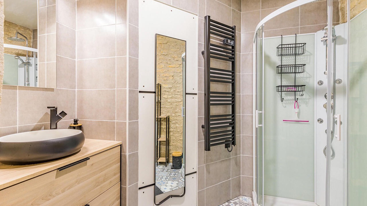 Photo of Bathroom in Avanton