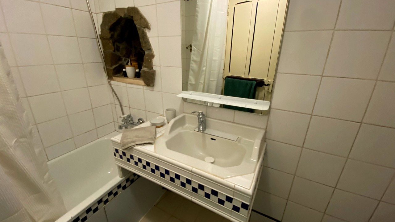 Photo of Bathroom in Brigueil-le-Chantre