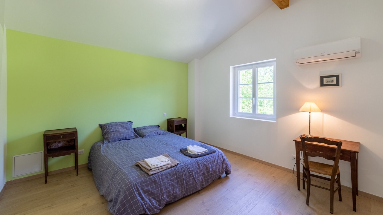 Photo of Bedroom in Sainte-Livrade-sur-Lot