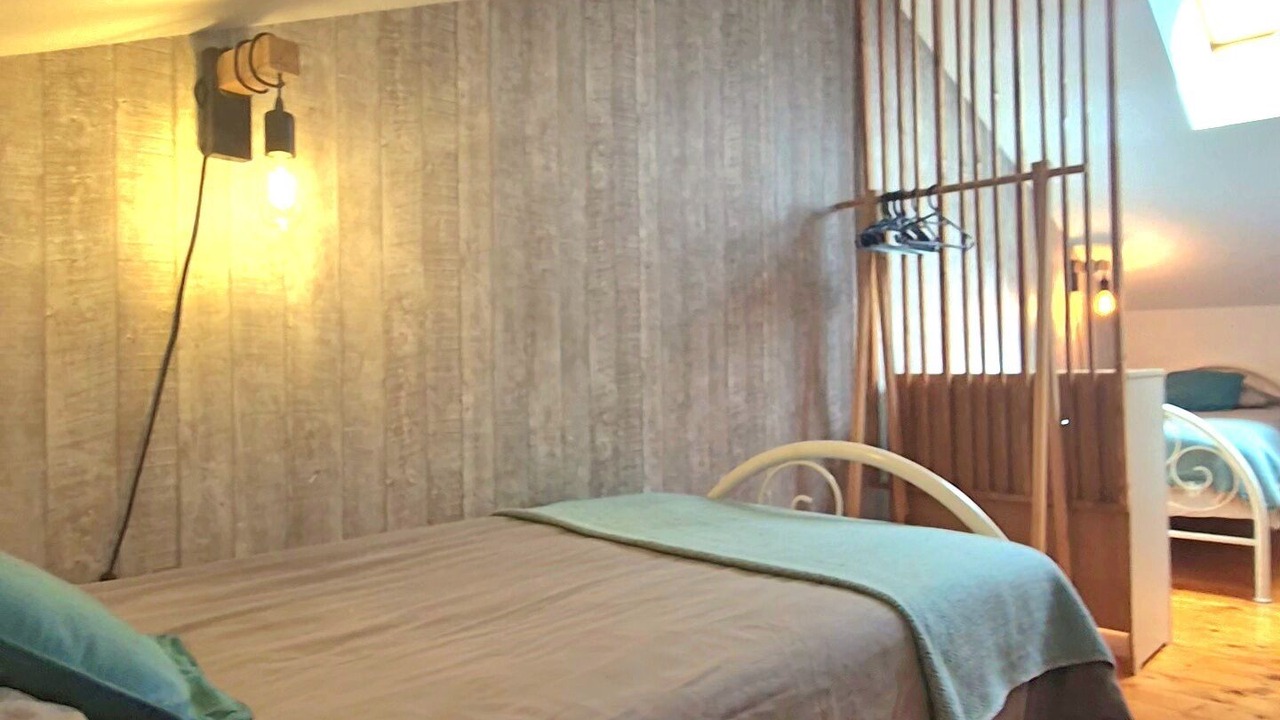 Photo of Bedroom in Creyssensac-et-Pissot