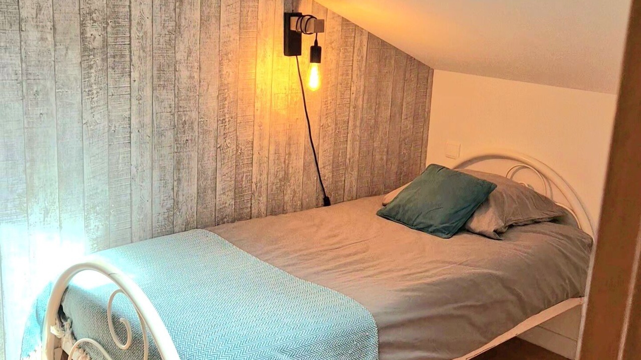 Photo of Bedroom in Creyssensac-et-Pissot