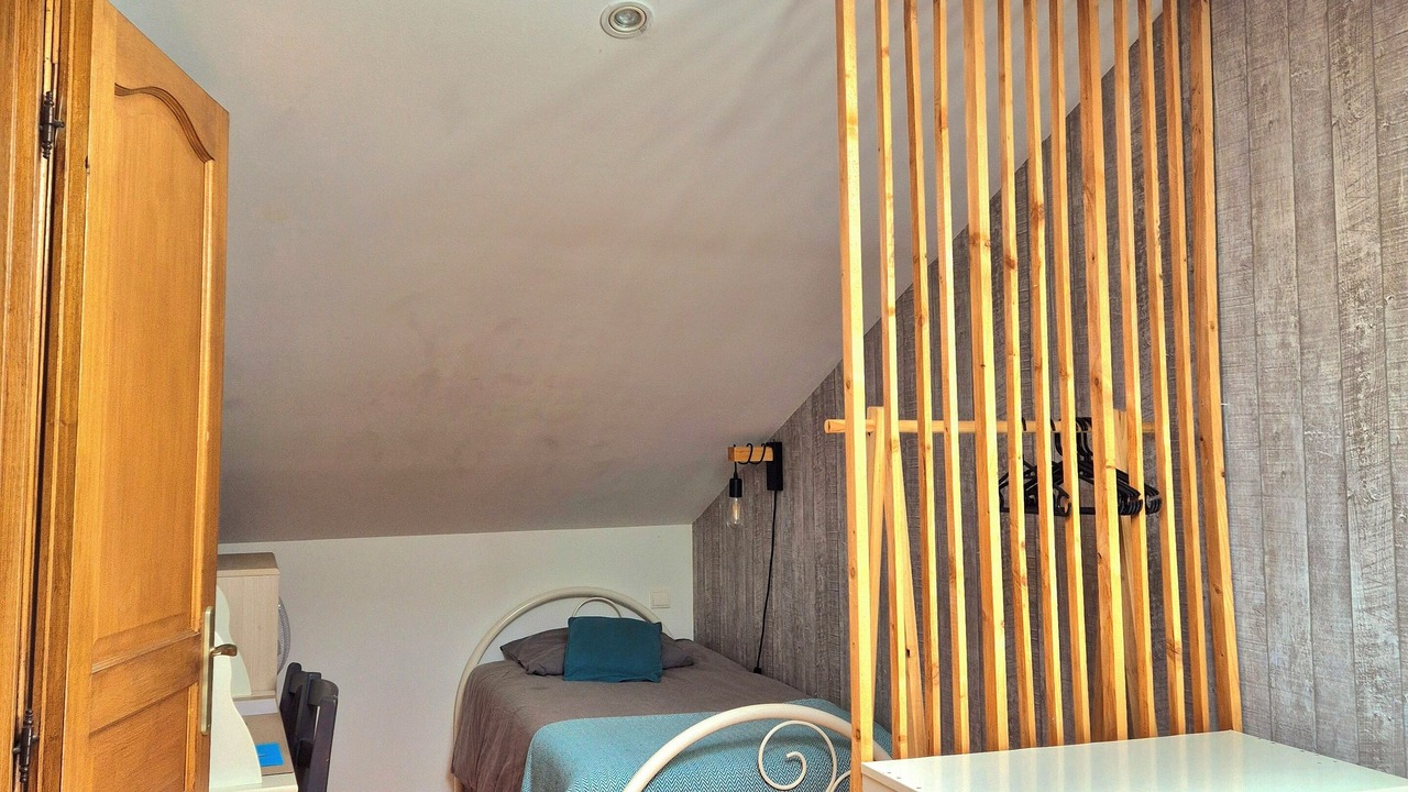 Photo of Bedroom in Creyssensac-et-Pissot