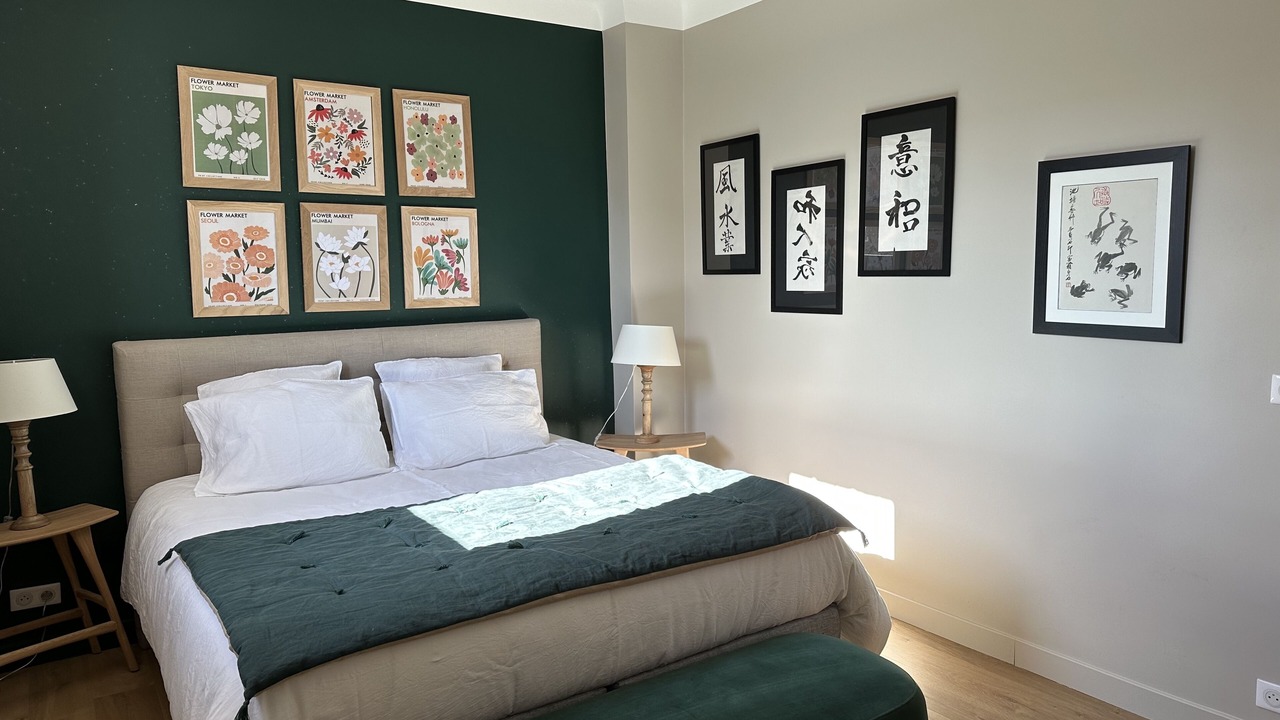 Photo of Bedroom in Mazarin Quarter