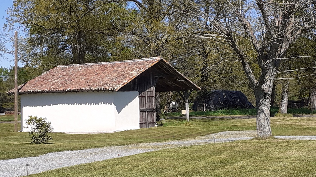 Photo of Outdoor in Laluque