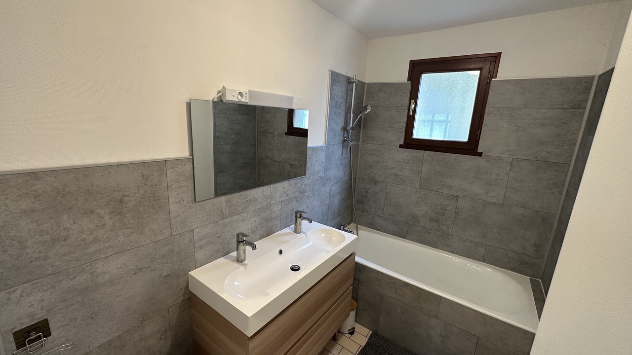 Photo of Bathroom in Fontaine-le-Comte