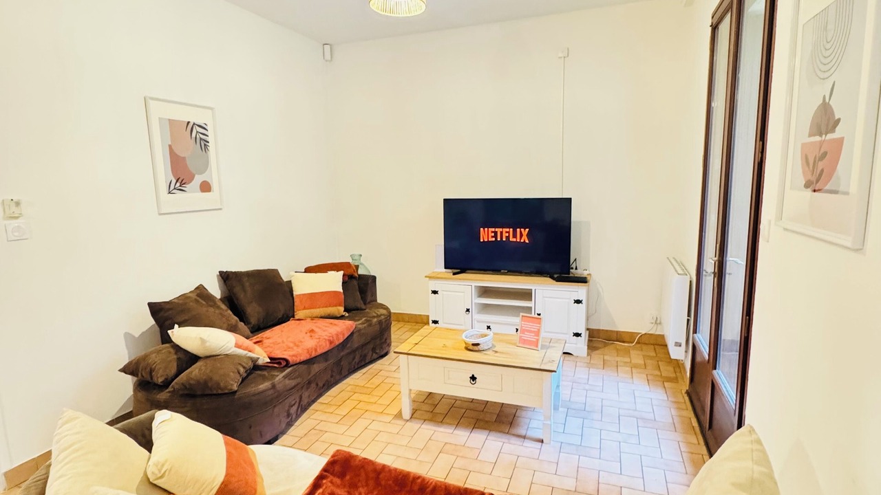 Photo of Livingroom in Fontaine-le-Comte