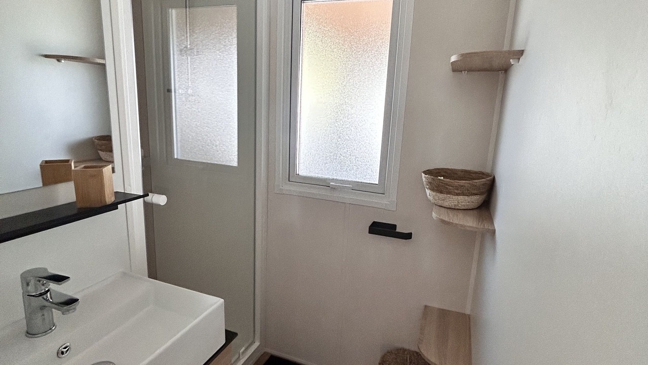 Photo of Bathroom in Claouey