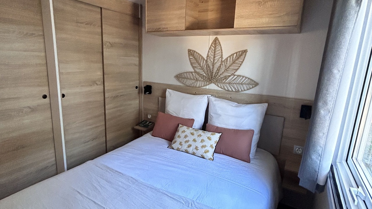 Photo of Bedroom in Claouey