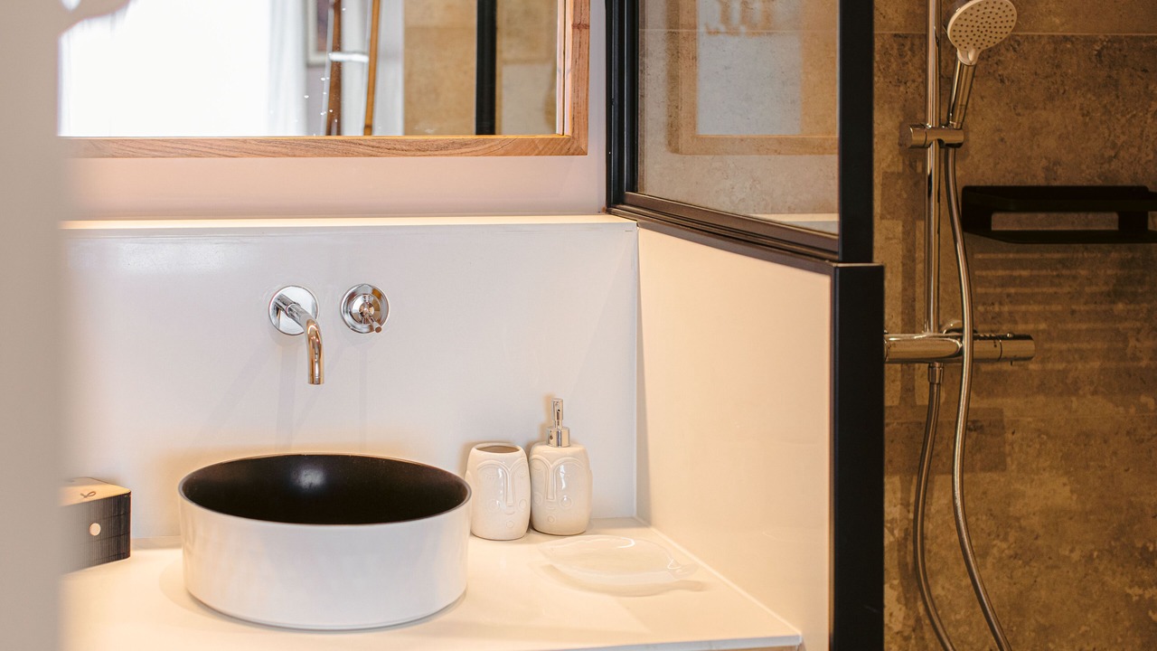 Photo of Bathroom in Le Bois-Plage-en-Re