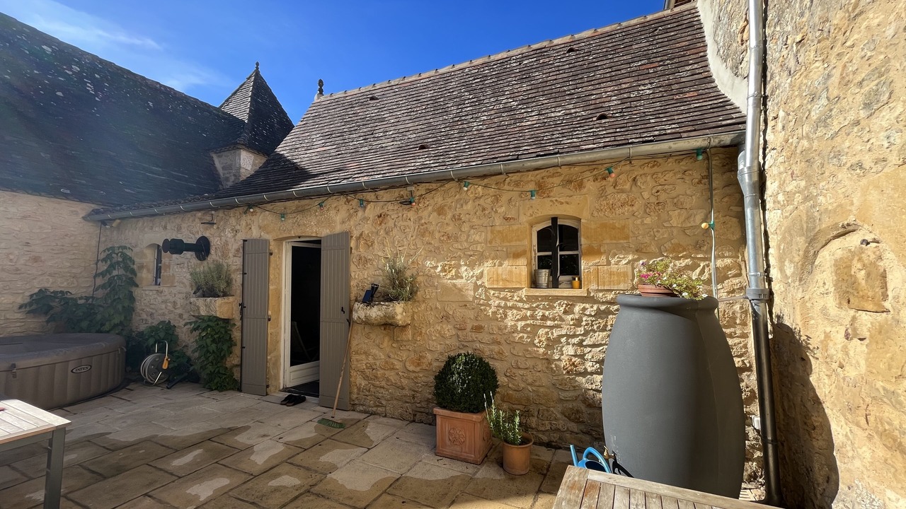 Photo of Patio Balcony in Badefols-sur-Dordogne