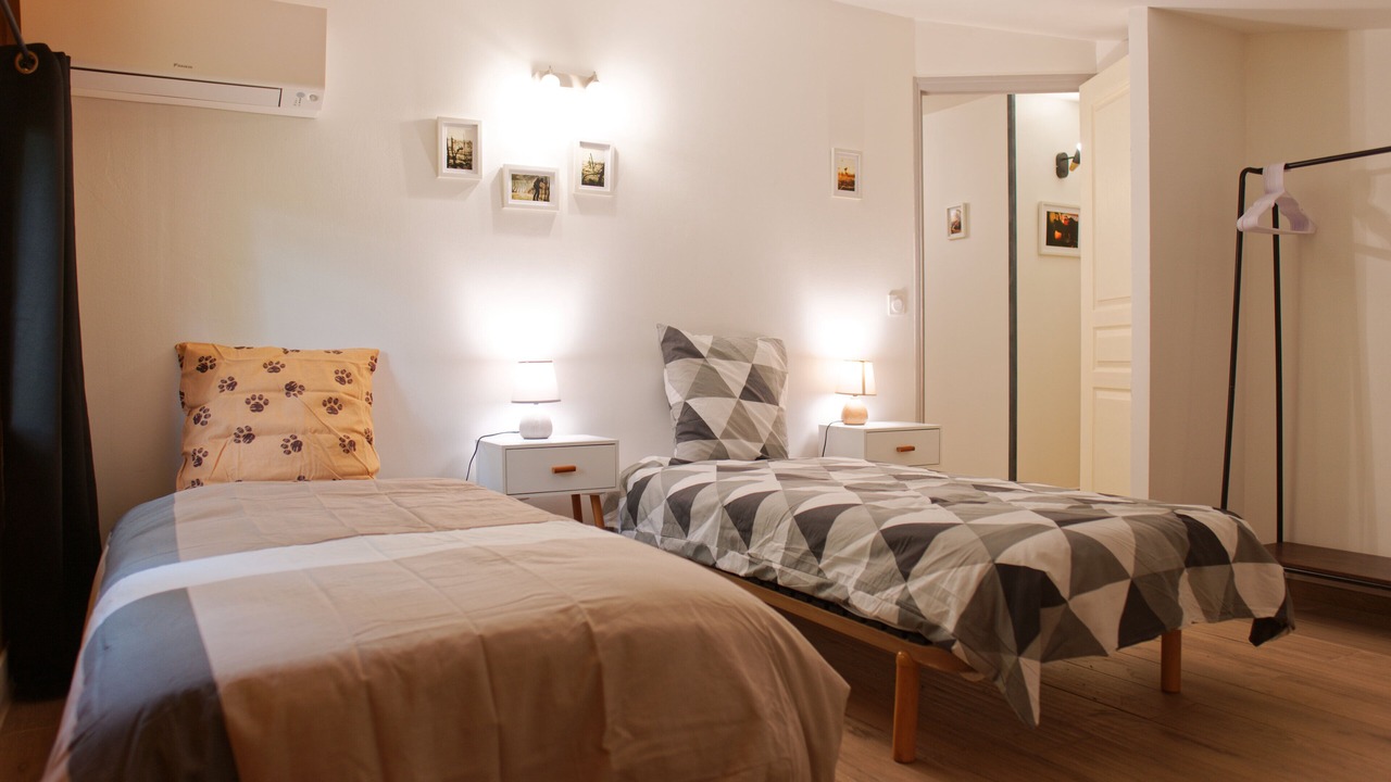 Photo of Bedroom in Pomerol