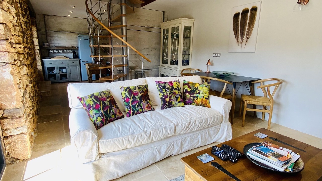 Photo of Livingroom in Sauveterre-la-Lemance