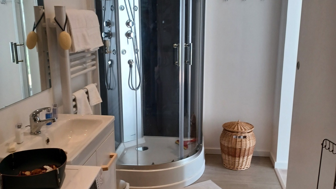 Photo of Bathroom in Port-des-Barques