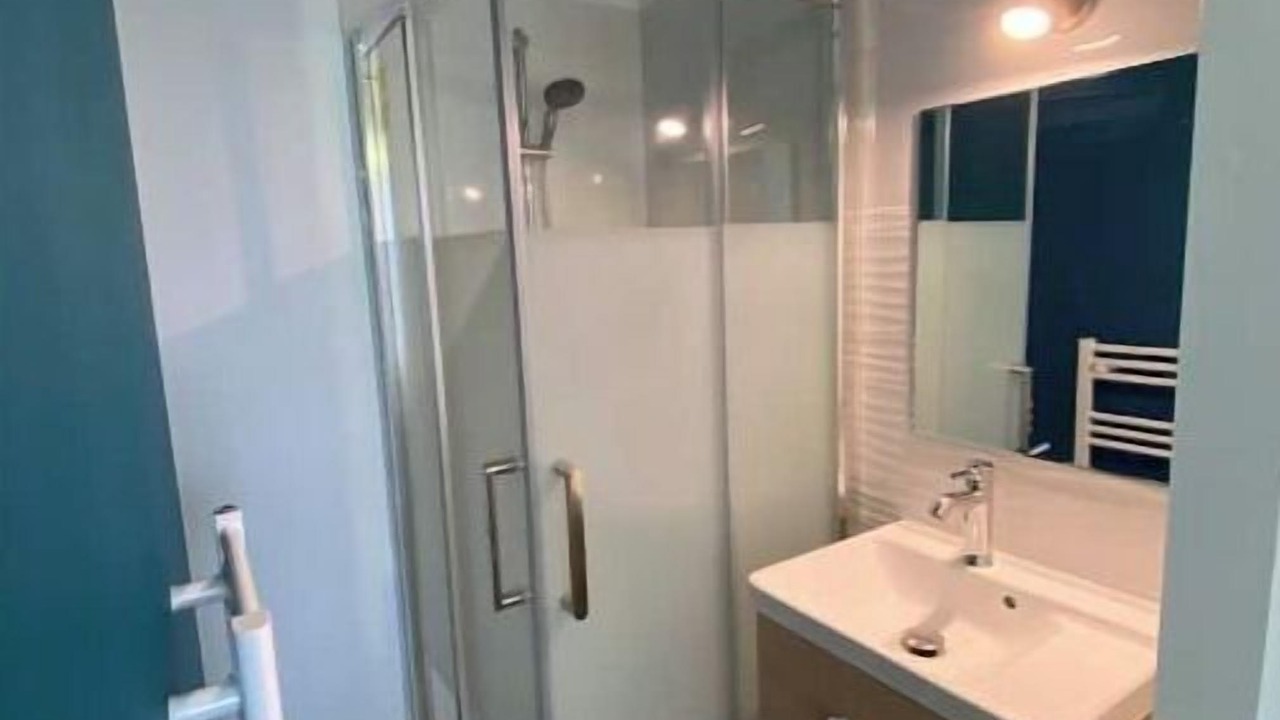 Photo of Bathroom in Le Pian-Medoc
