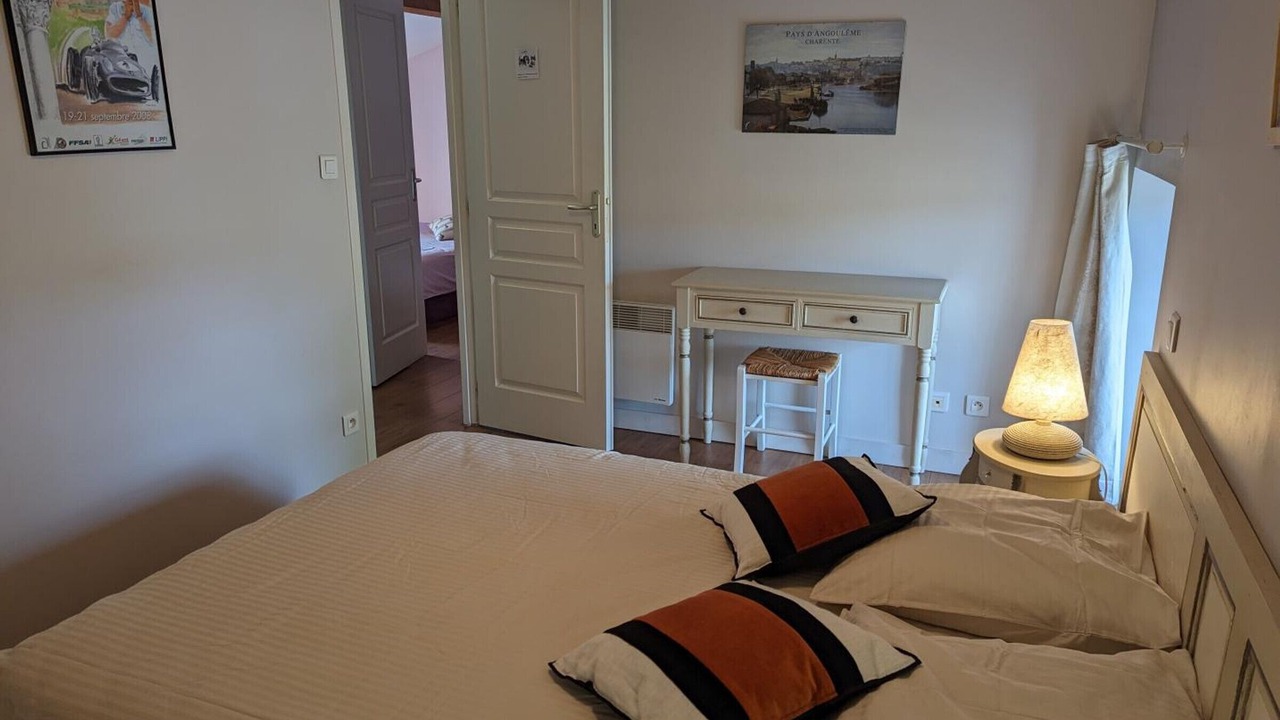 Photo of Bedroom in Bunzac
