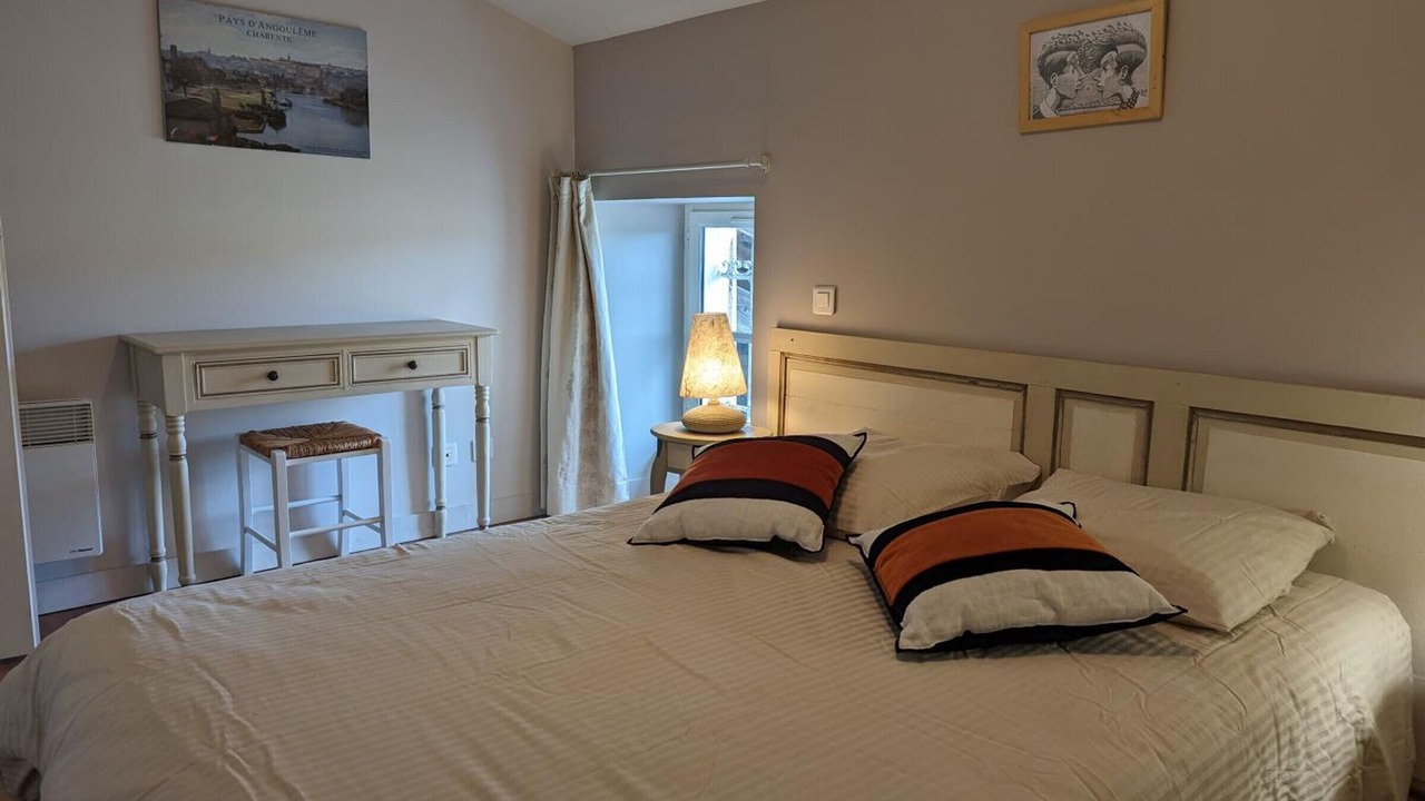 Photo of Bedroom in Bunzac