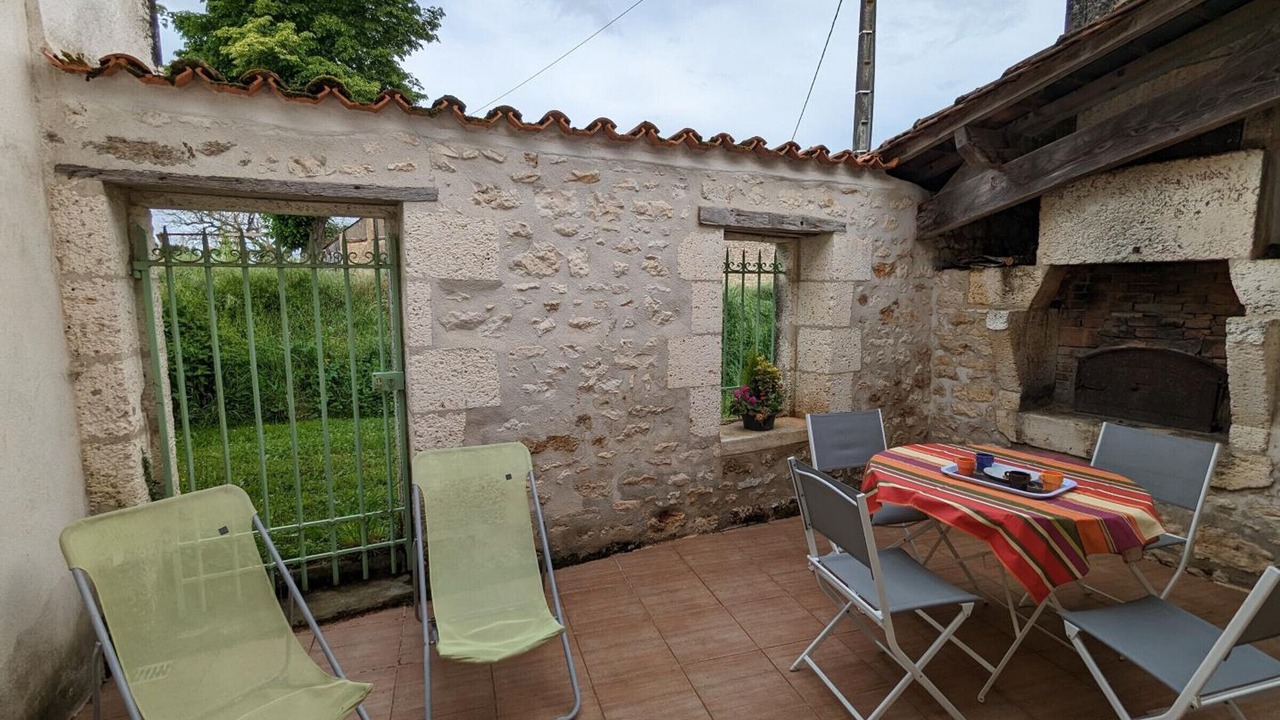 Photo of Outdoor in Bunzac