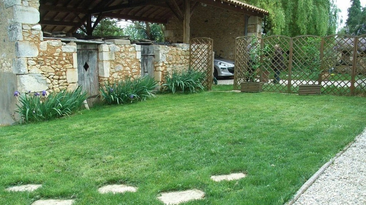 Photo of Outdoor in Bunzac