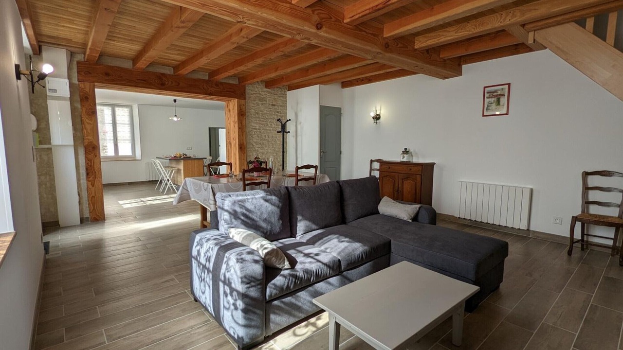 Photo of Livingroom in Puyreaux