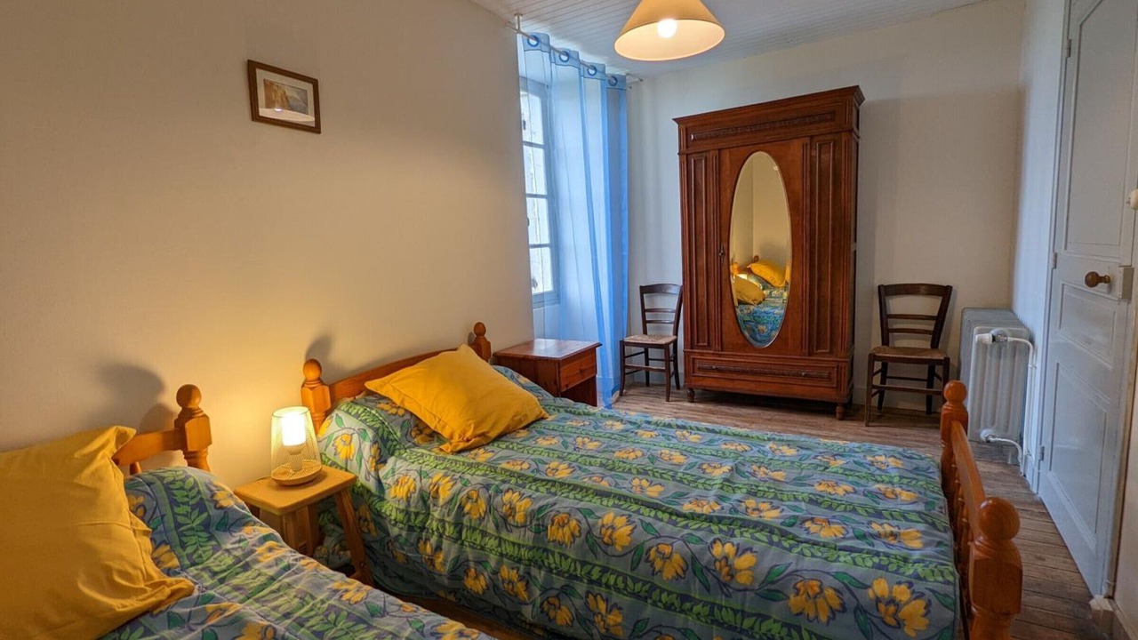 Photo of Bedroom in Blanzaguet-Saint-Cybard