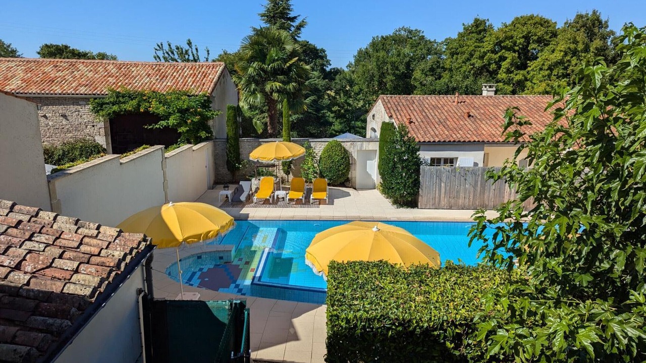 Photo of Outdoor in Saint-Cybardeaux
