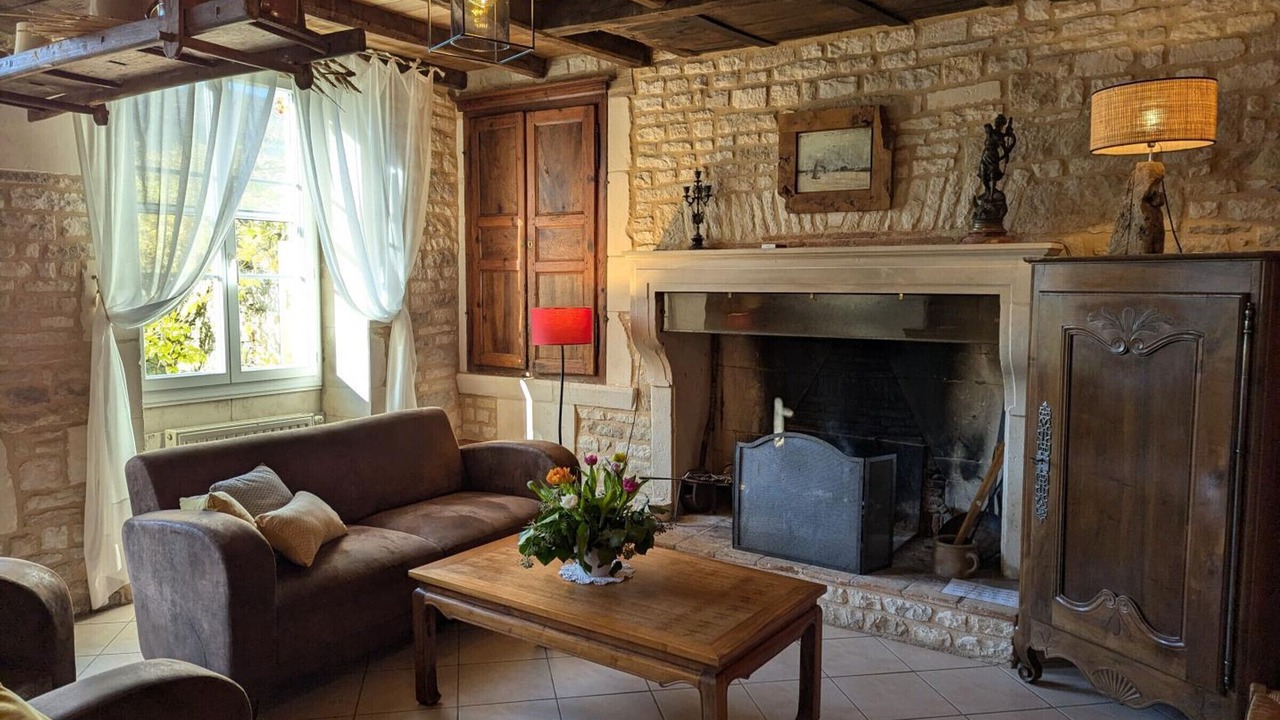 Photo of Livingroom in Villefagnan