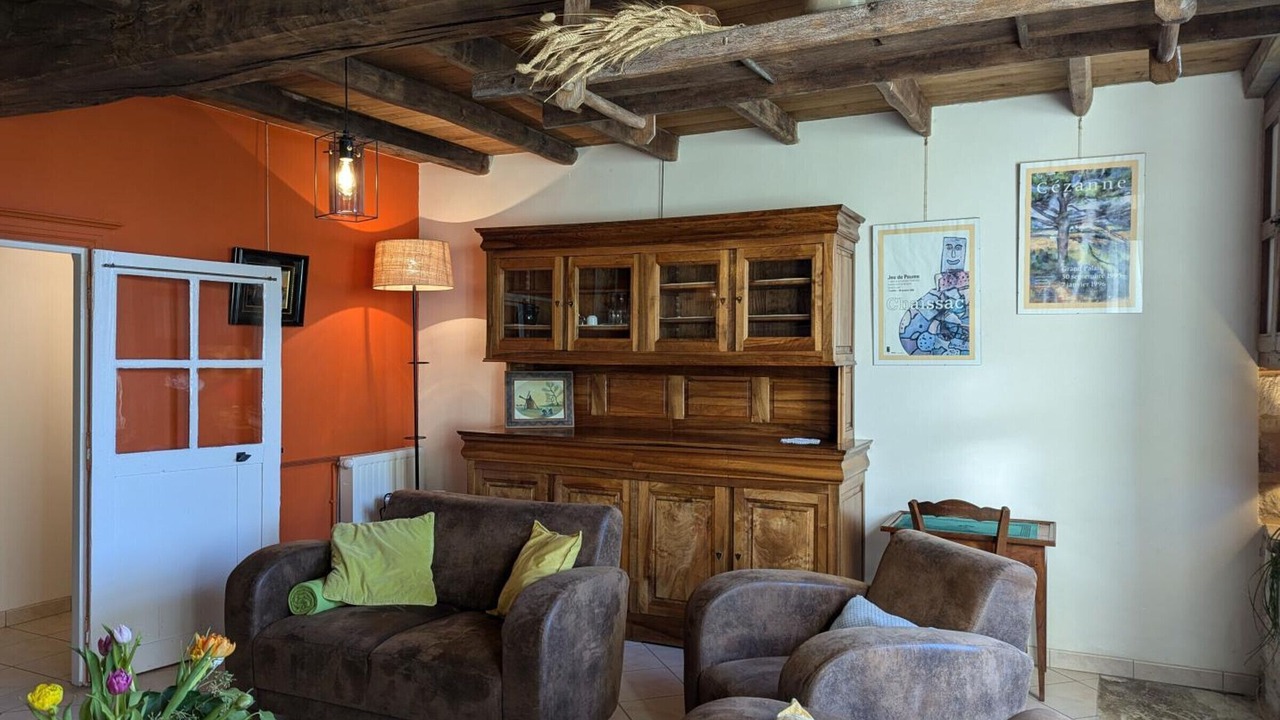 Photo of Livingroom in Villefagnan