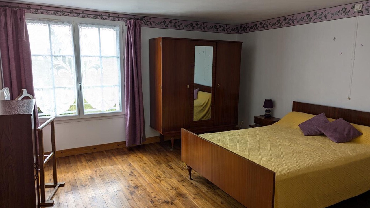 Photo of Bedroom in Saint-Angeau
