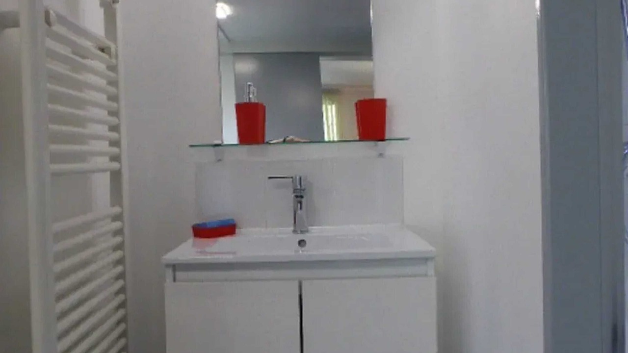 Photo of Bathroom in Latresne