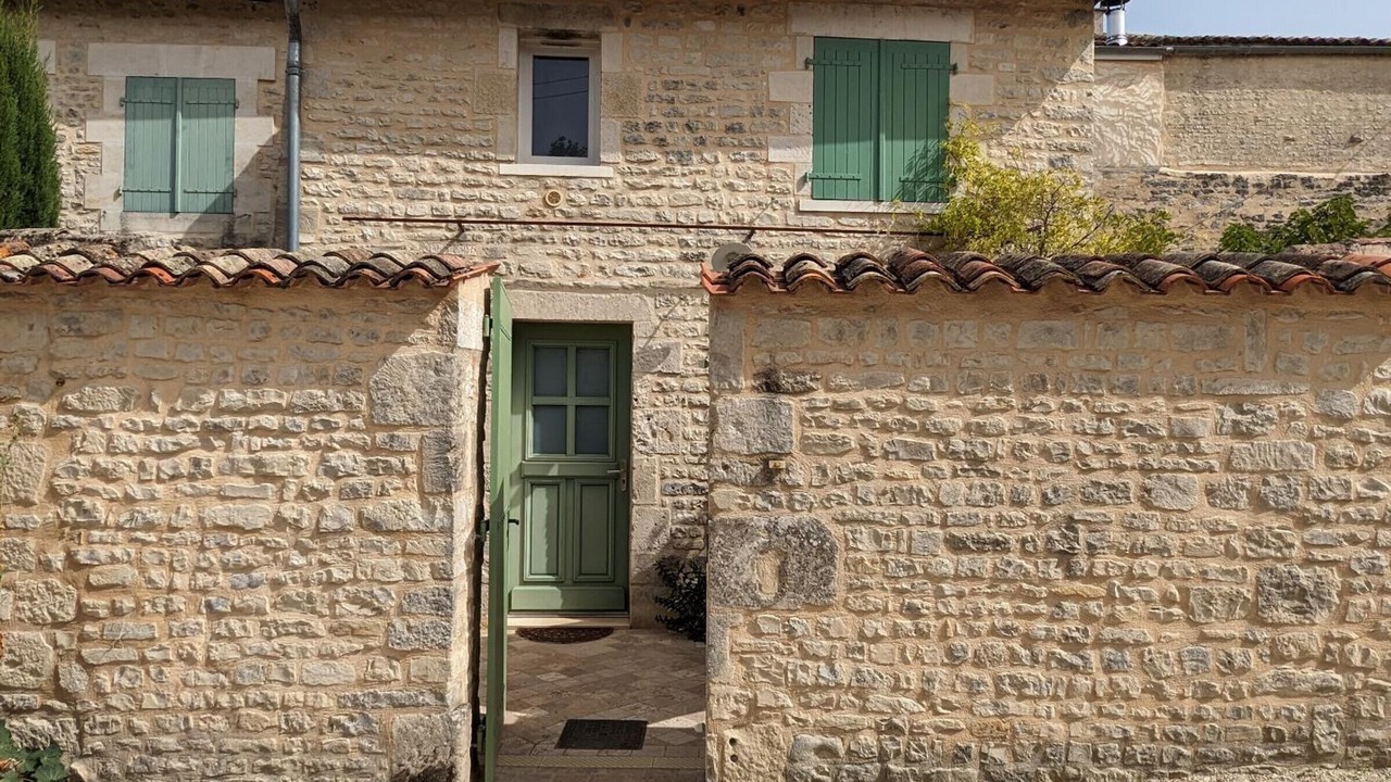 Photo of Outdoor in Coulonges