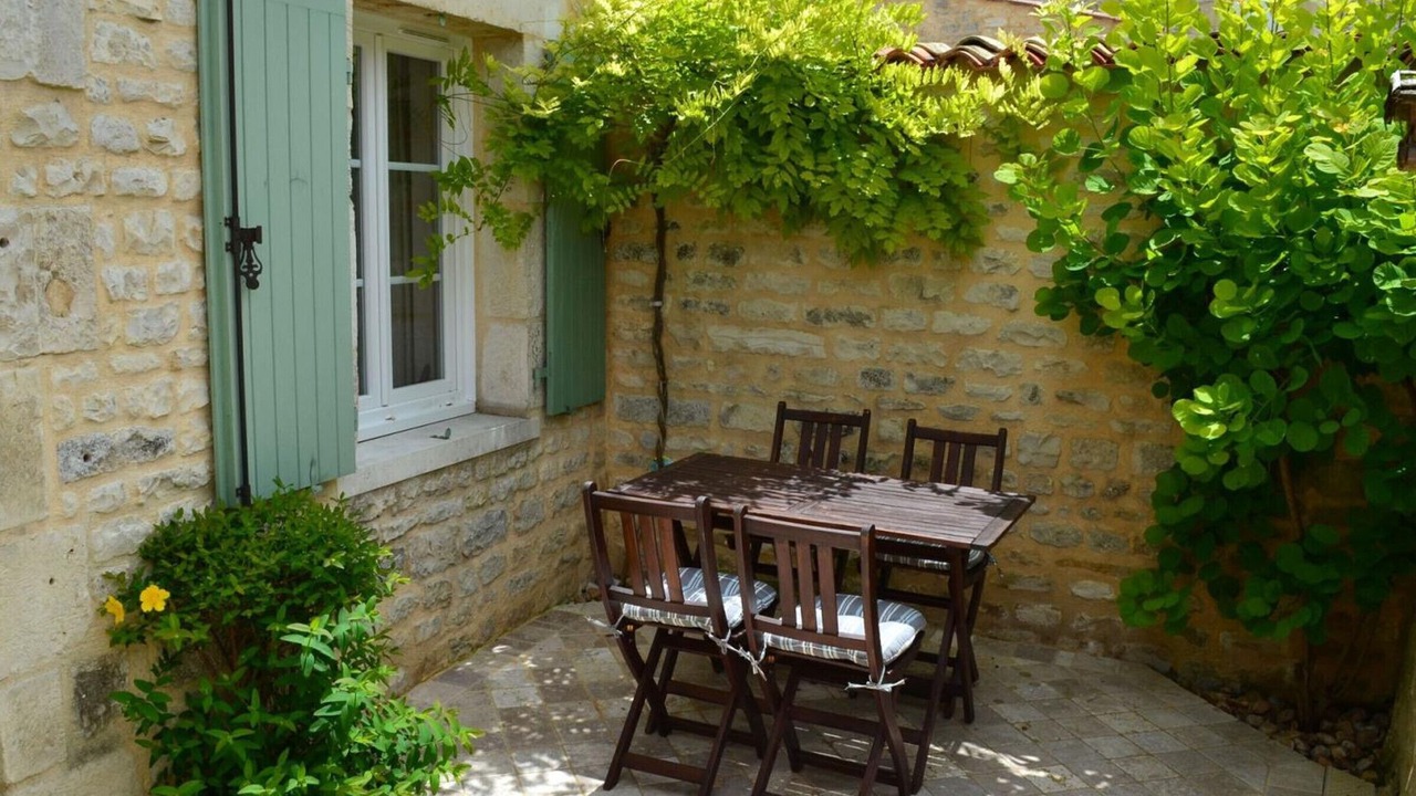 Photo of Outdoor in Coulonges