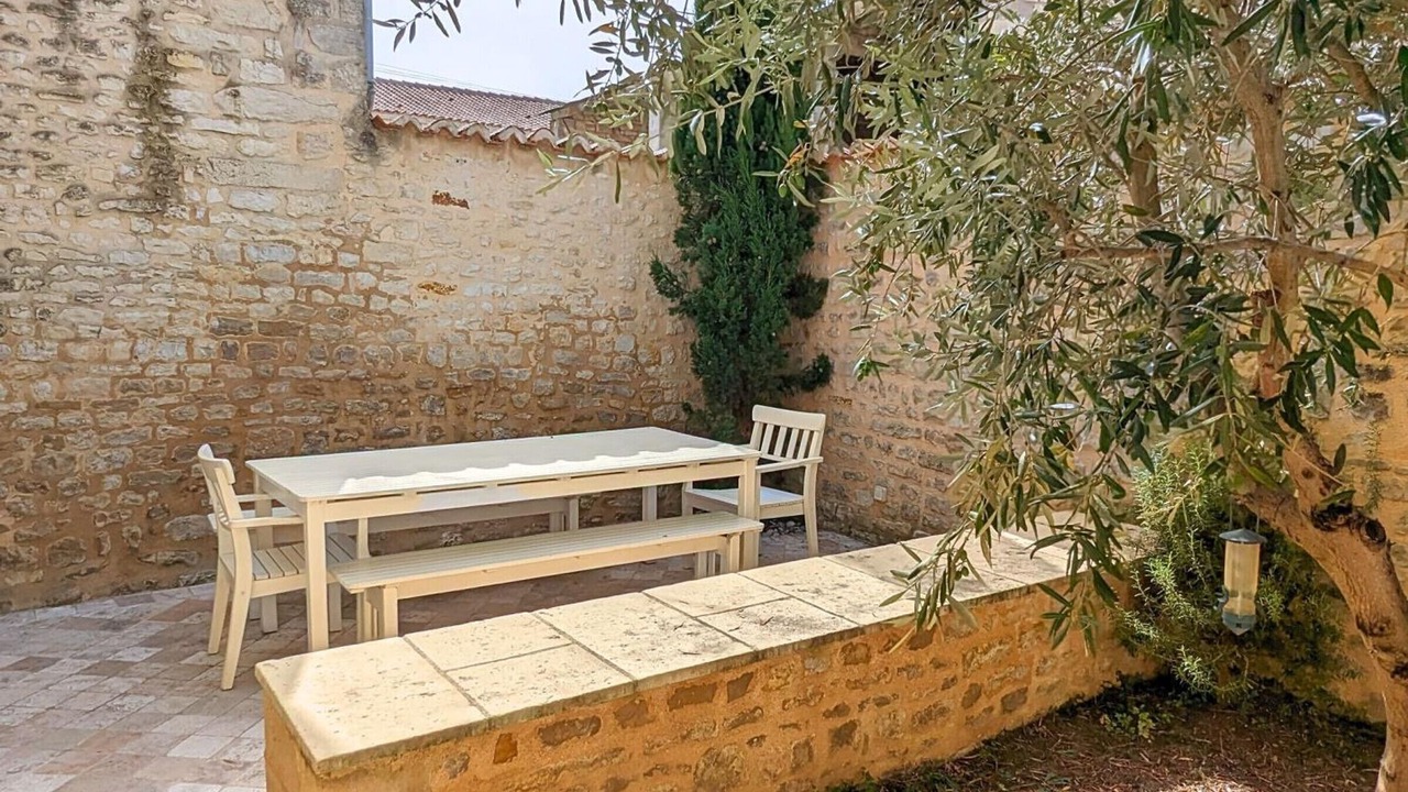 Photo of Outdoor in Coulonges