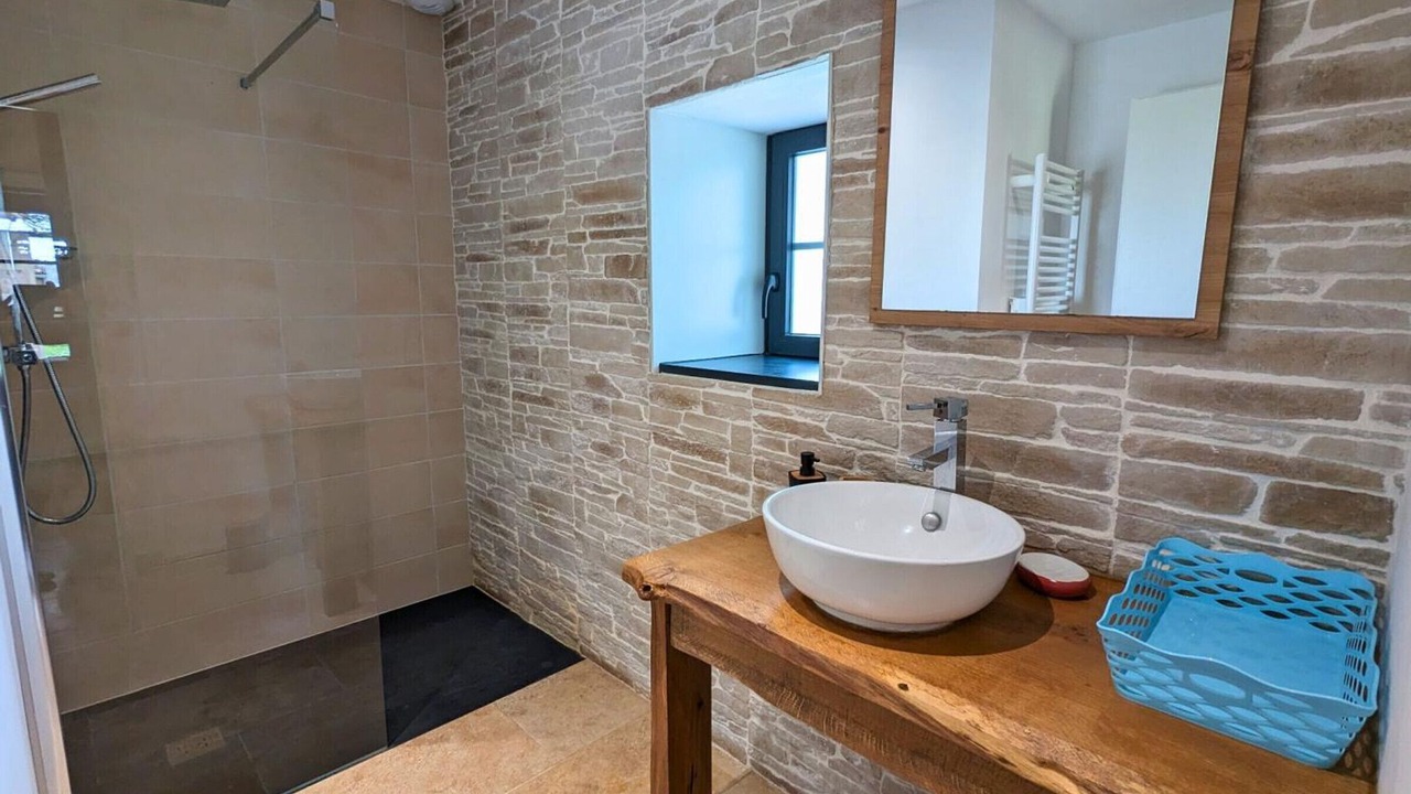 Photo of Bathroom in Val-des-Vignes