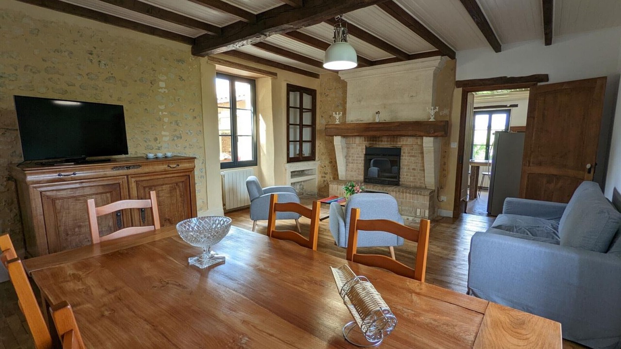Photo of Livingroom in Val-des-Vignes