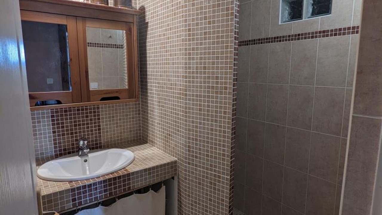 Photo of Bathroom in Combiers