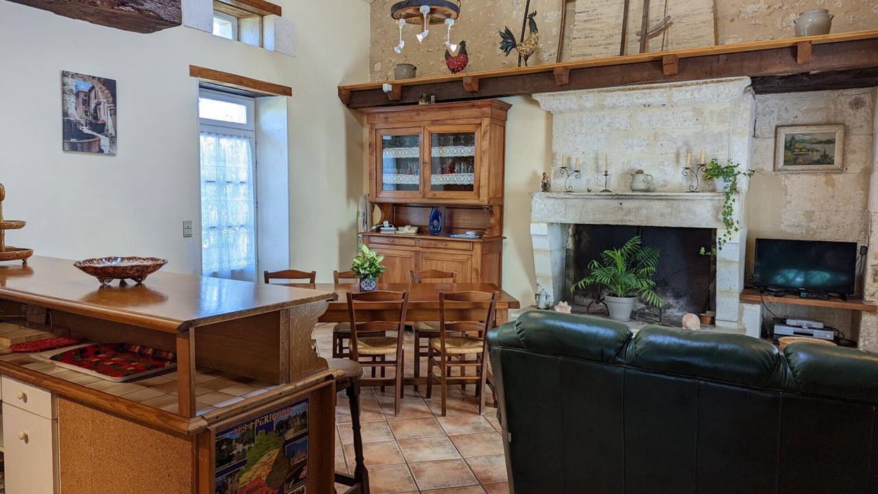 Photo of Livingroom in Bellon