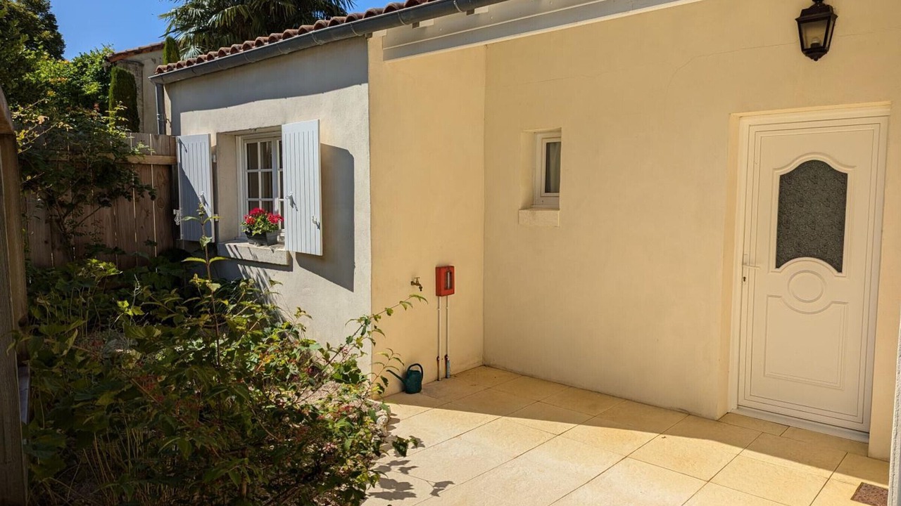 Photo of Outdoor in Saint-Cybardeaux
