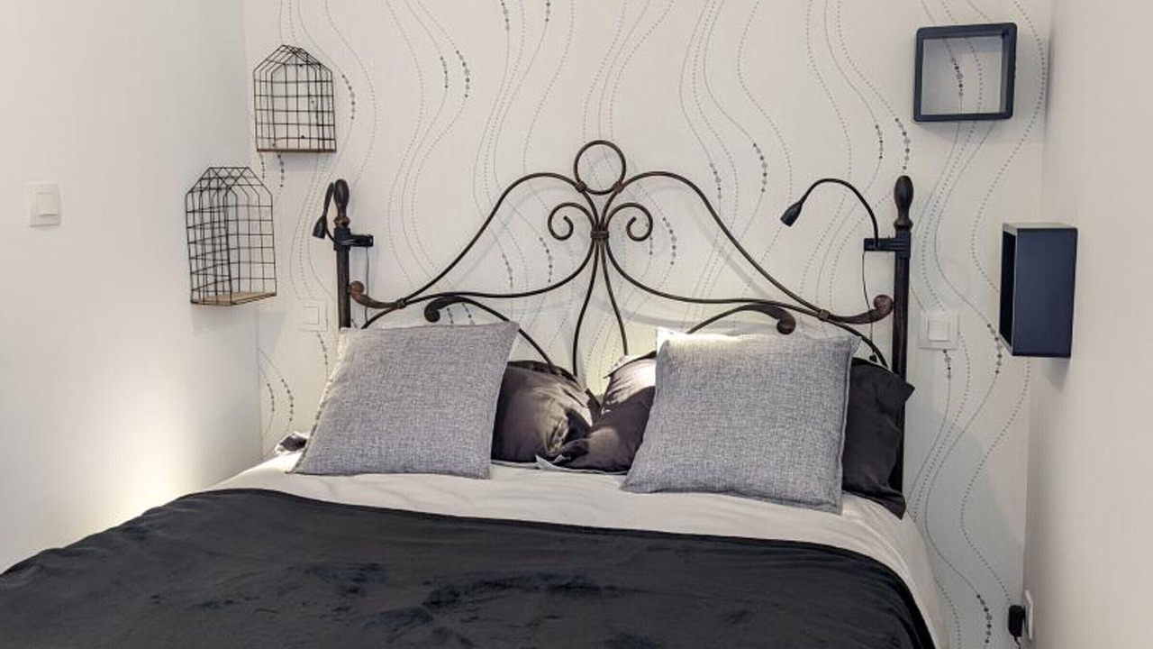 Photo of Bedroom in Montboyer