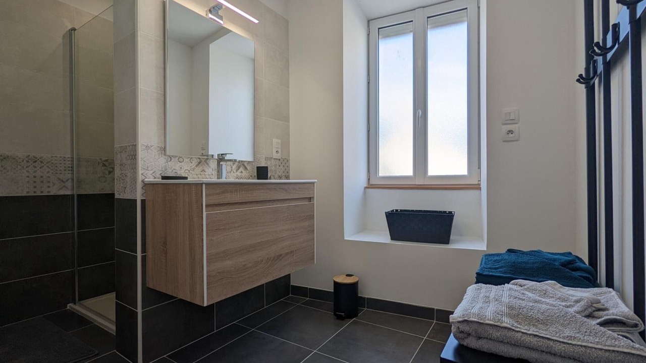 Photo of Bathroom in Montboyer