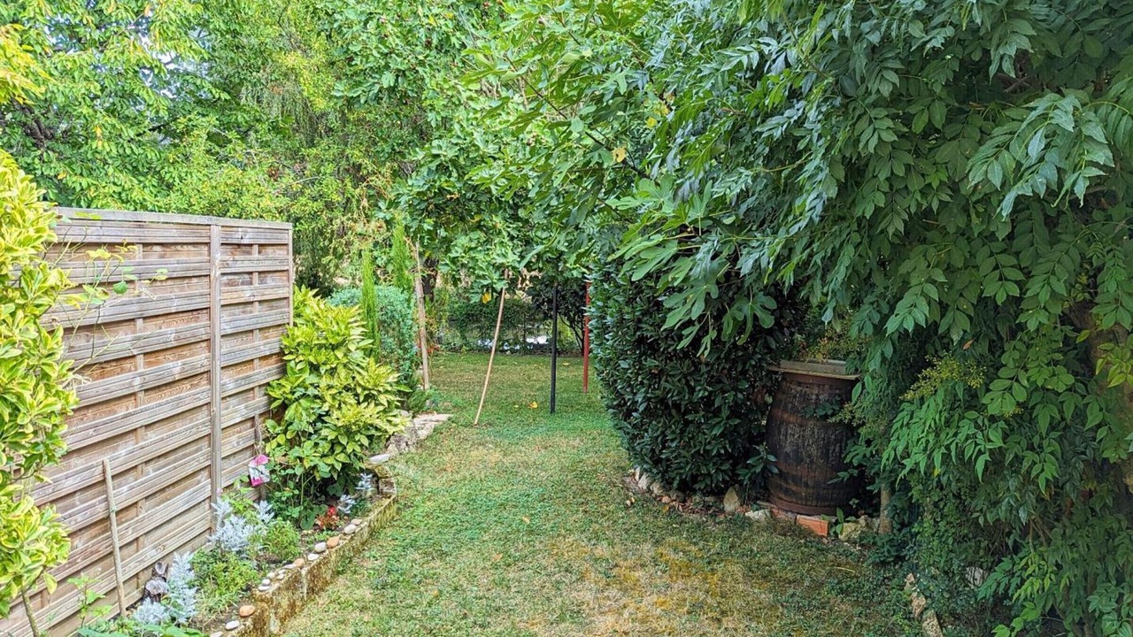 Photo of Outdoor in Saint-Genis-d'Hiersac