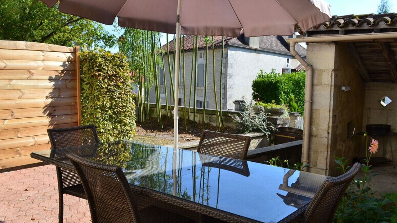 Photo of Outdoor in Salles-Lavalette