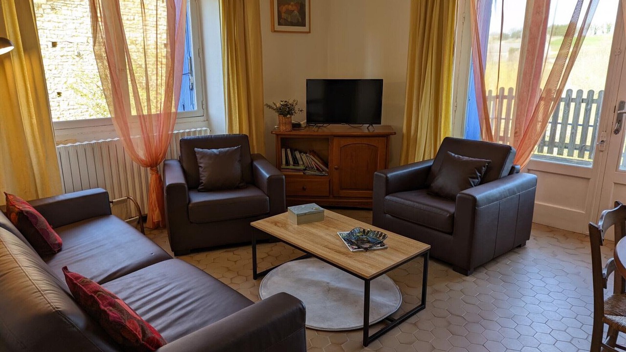 Photo of Livingroom in Cellefrouin