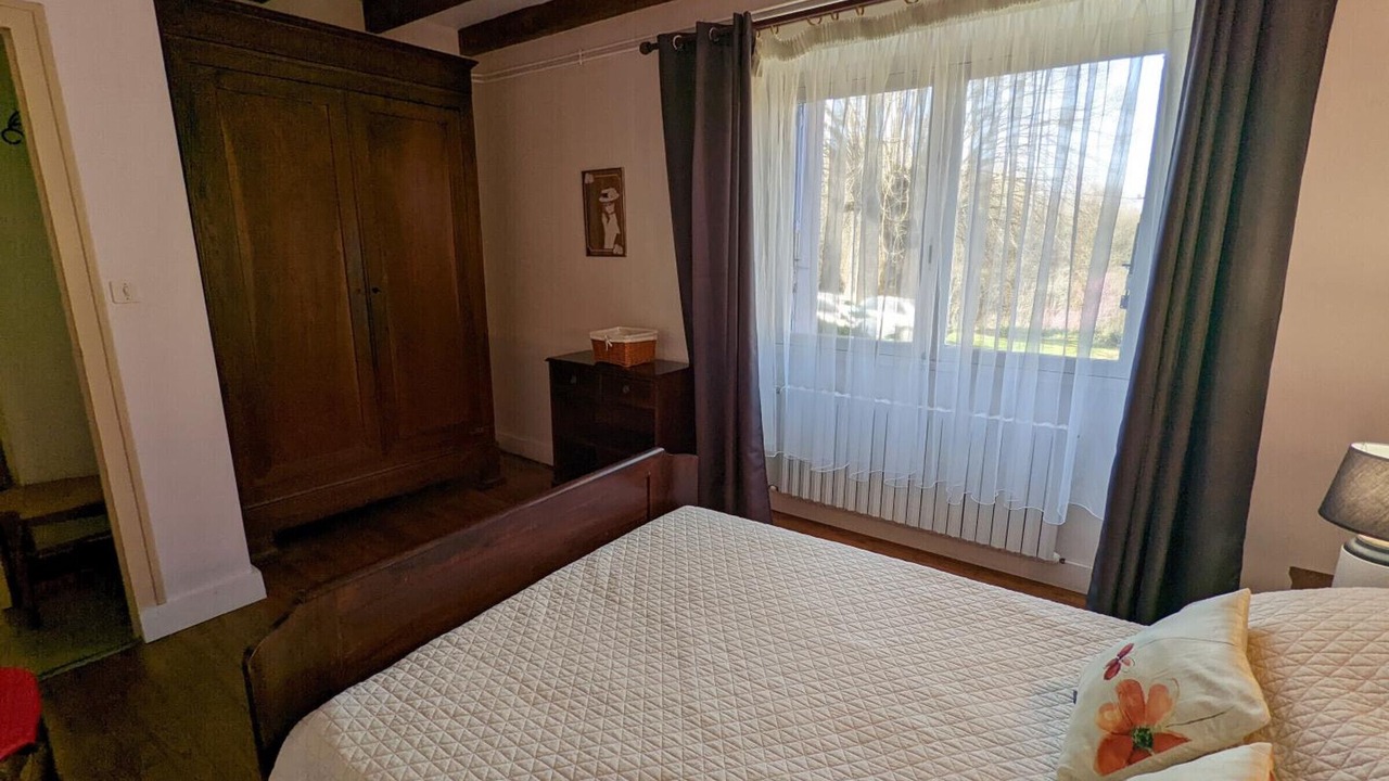 Photo of Bedroom in Cellefrouin