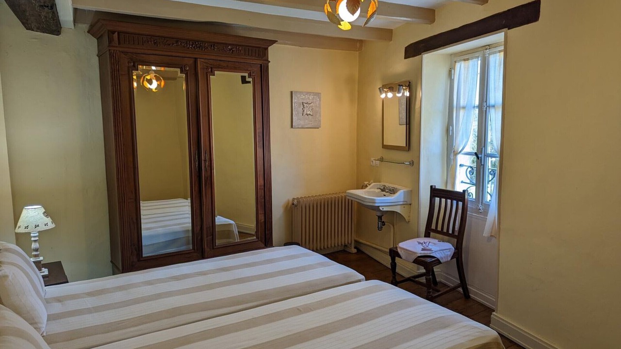 Photo of Bedroom in Cellefrouin