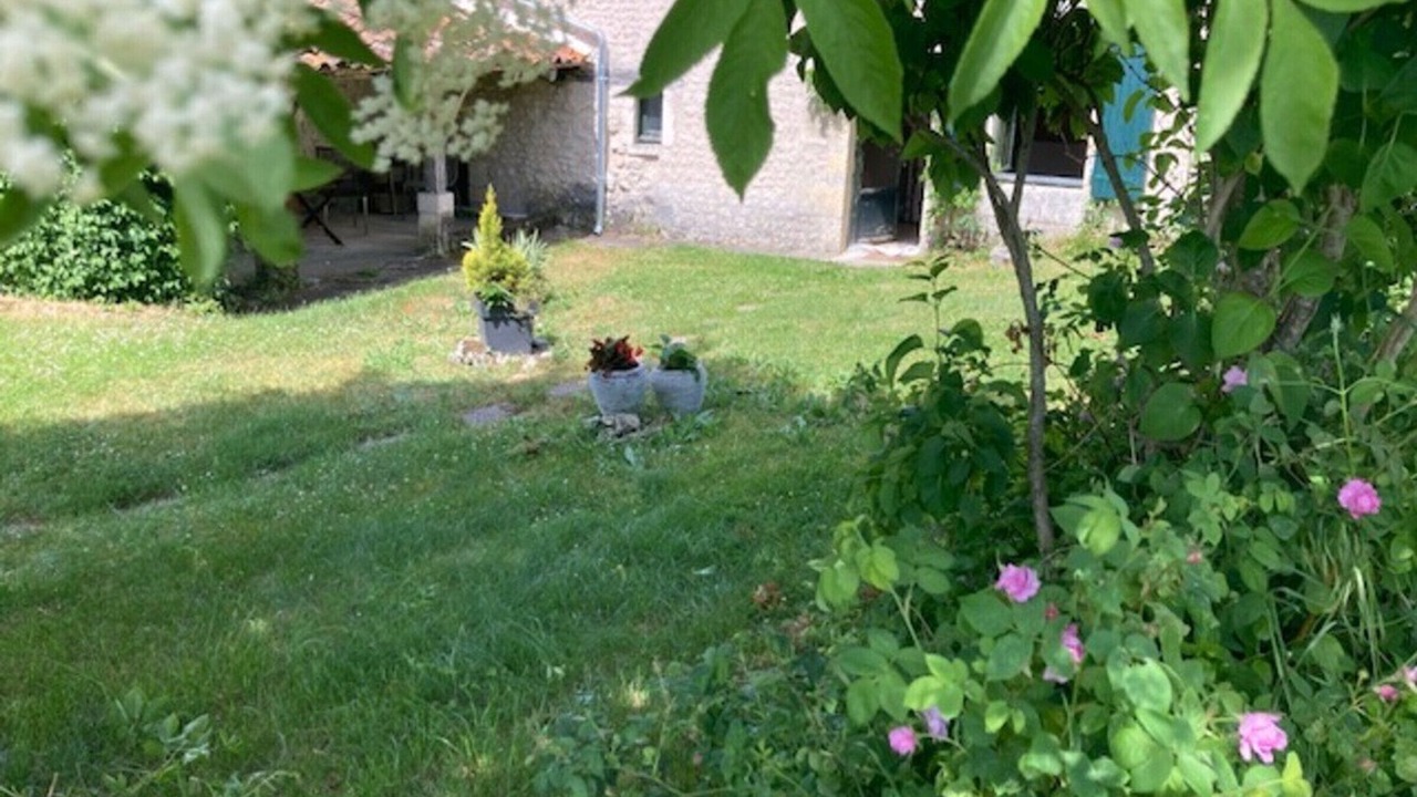 Photo of Outdoor in Chadurie